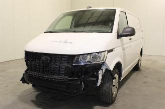 Vaurioauto  passenger cars Volkswagen Transporter T6 2024/9