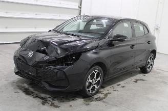 krockskadad bil auto MG 3 MG 2024/11