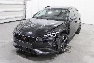 Voiture accidenté Cupra Leon  2023/4