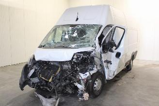 rozbiórka samochody osobowe Opel Movano  2023/8