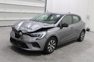Schadeauto Renault Clio  2023/3