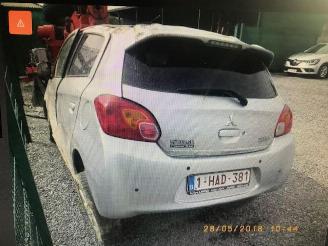 Vrakbiler auto Mitsubishi Space-star  2014/1