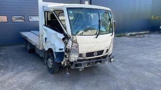Coche siniestrado Nissan NT 400 Cab-Star NT 400 Cabstar, Ch.Cab/Pick-up, 2014 3.0 DCI 35.13 2020/4