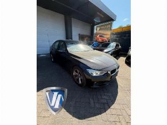 Salvage car BMW 3-serie 3 serie (F30), Sedan, 2011 / 2018 328i 2.0 16V 2013/10