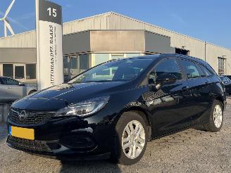 Schadeauto Opel Astra Sports Tourer 110 pk Edition 2022/2