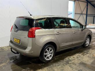 krockskadad bil auto Peugeot 5008 1.6 VTI 16V MPV  Benzine 1.598cc 88kW (120pk) FWD 2011/5
