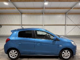 Damaged car Mitsubishi Space-star 1.0 52kW Bright ECC 2015/1
