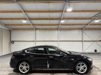 Damaged car Tesla Model S 85kWh 270kW Automaat Pano Base 2013/12