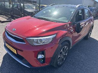 Vaurioauto  passenger cars Kia Stonic 1.0 T-GDI  DynamicLine  ( 31002 Km ) 2020/8