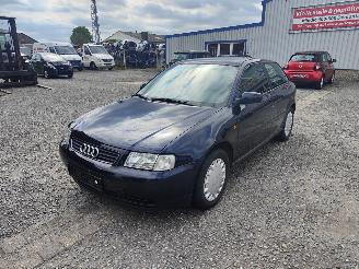Coche siniestrado Audi A3 1.6 Blauw LZ5L Onderdelen AEH Motor 1997/8