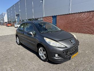 Schadeauto Peugeot 207 1.6 CLIMA - NAVI 2010/4