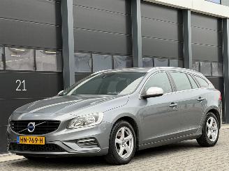 okazja samochody osobowe Volvo V-60 2.0 D3 R-Design Navi Clima PDC EURO-6 2015/12