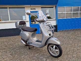 dommages scooters Vespa  LX 4T 4V TOURING 2013/1